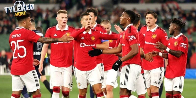 Người hâm mộ kỳ vọng MU nắm suất vào C1 năm sau