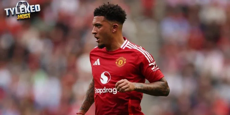 MU lãng phí 73 triệu vì Sancho, Arsenal thắng thoát hiểm